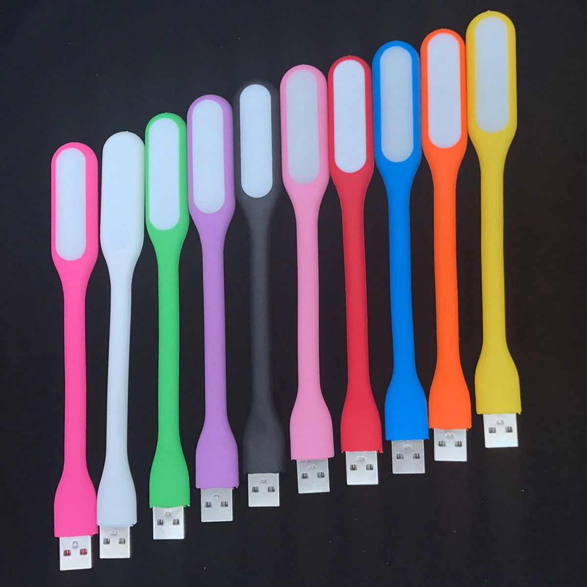 2pcs Portable 5V 1.2W USB LED Reading Lamp Powered Bank or Computer (Random Color)
2pcs Portable 5V 1.2W USB LED Reading Lamp Powered Bank or Computer (Random Color)