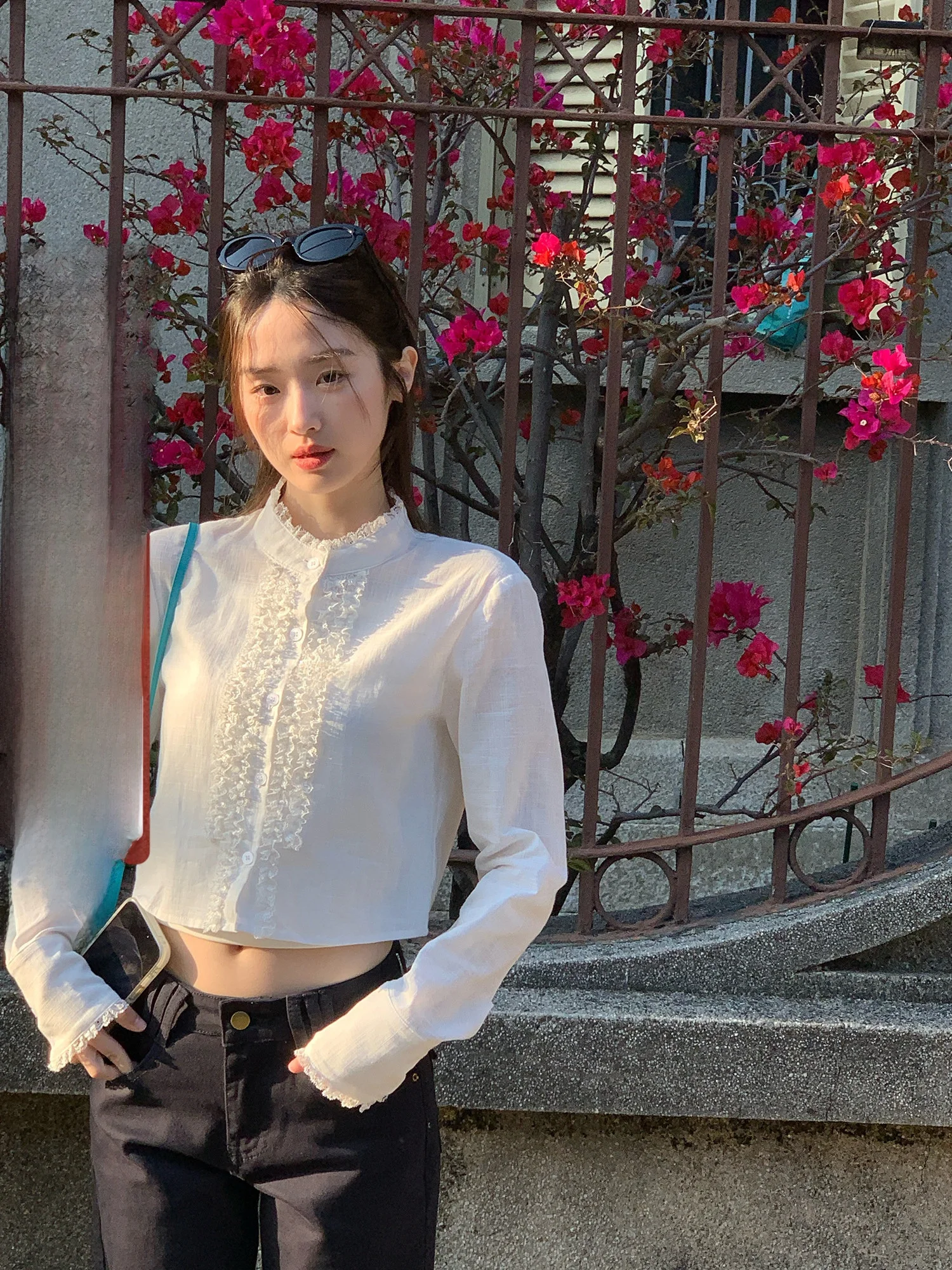 Elegant Short Sleeve Long Shirt Women's Cotton Lace Earlet Collar Button up Vintage Style Breathable Skin-Friendly Spring Shirt
Elegant Short Sleeve Long Shirt Women's Cotton Lace Earlet Collar Button up Vintage Style Breathable Skin-Friendly Spring Shirt