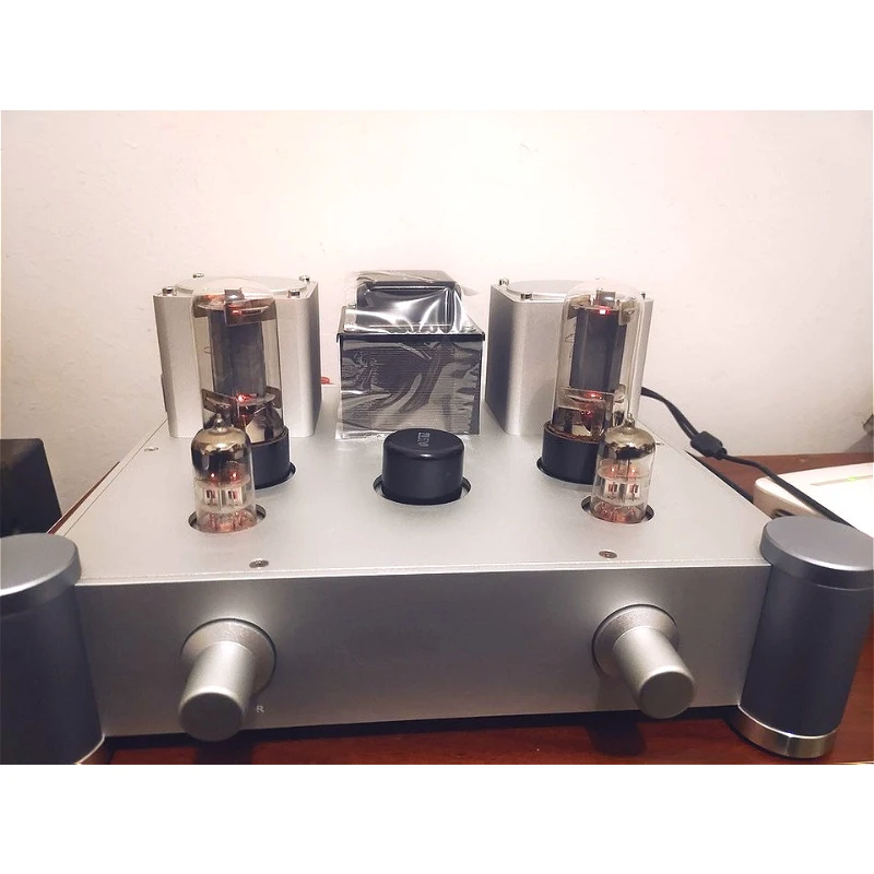 A20 EL34 Single-ended Class A Vacuum Tube Bile Machine, Vacuum Tube Pure Bile Power Amplifier
A20 EL34 Single-ended Class A Vacuum Tube Bile Machine, Vacuum Tube Pure Bile Power Amplifier