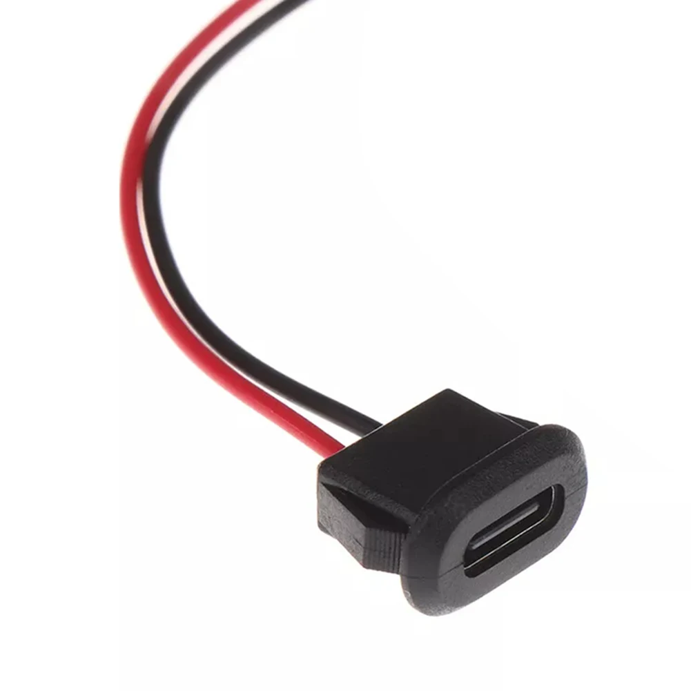 1pc 2.0 USB Female Base 2P Direct Pressure Buckle Welding Wire Power Socket Female Plug 5V 1A Black Suitable For Most Models
1pc 2.0 USB Female Base 2P Direct Pressure Buckle Welding Wire Power Socket Female Plug 5V 1A Black Suitable For Most Models