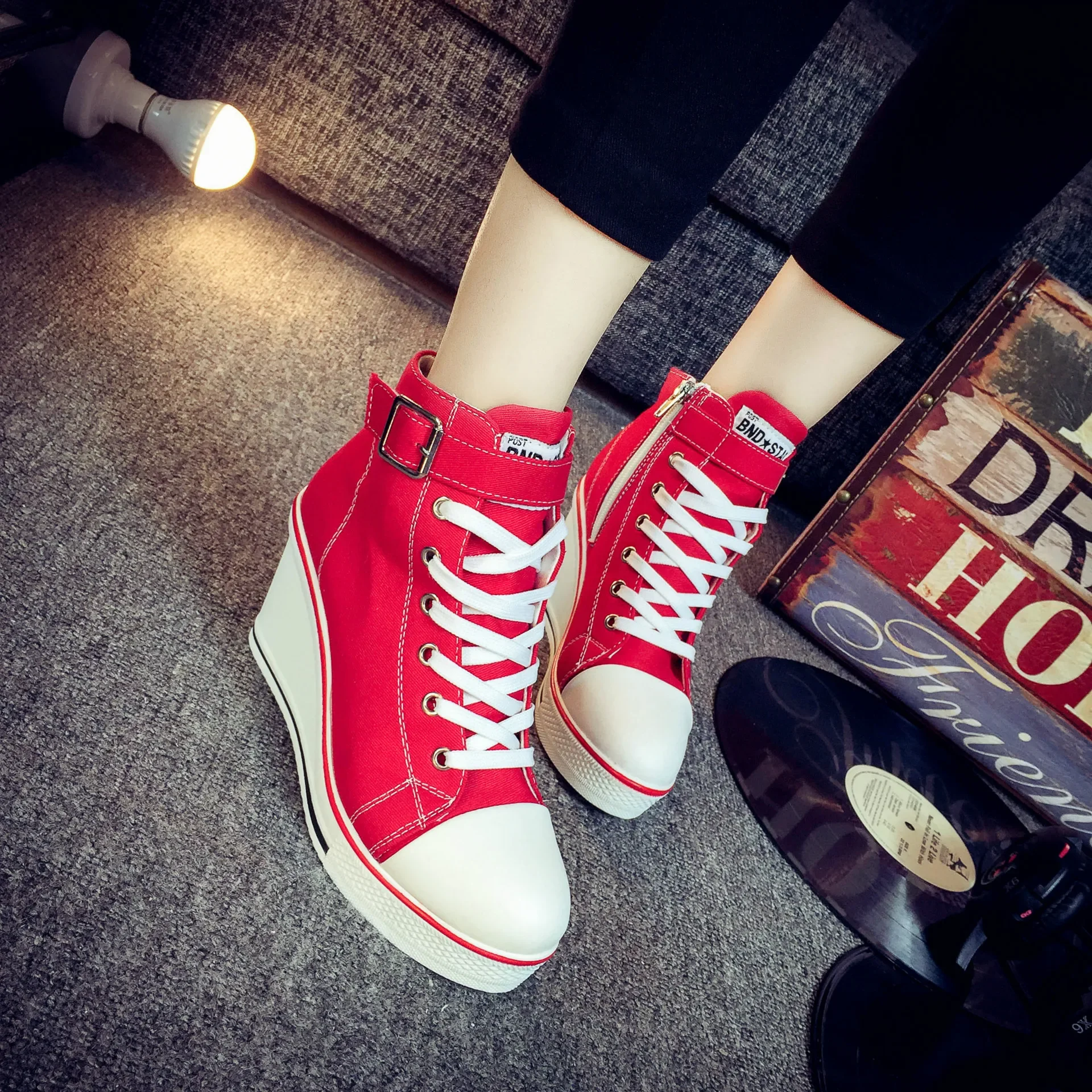 Women's Ultra Light High Top Canvas Sneakers Hidden Invisible Heel Wedge Shoes Casual Breathable Platform Sneakers
Women's Ultra Light High Top Canvas Sneakers Hidden Invisible Heel Wedge Shoes Casual Breathable Platform Sneakers