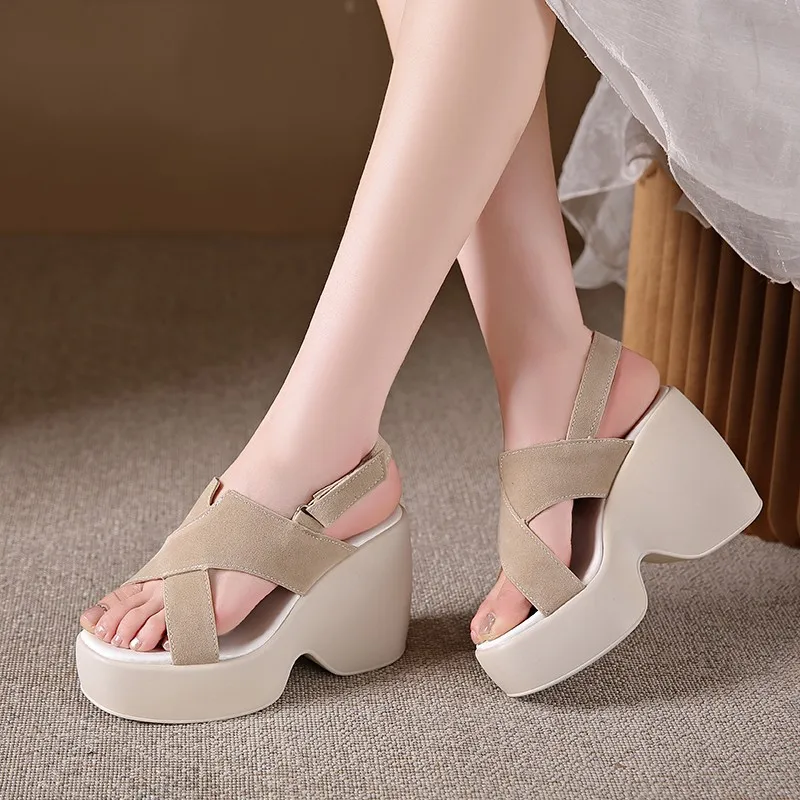 2025 NEW Women Sandals Summer Buckle Strap Square Toe High-heeled Sandals Platform Open Toe Roman Outdoor Shoes Женская Обувь
2025 NEW Women Sandals Summer Buckle Strap Square Toe High-heeled Sandals Platform Open Toe Roman Outdoor Shoes Женская Обувь
