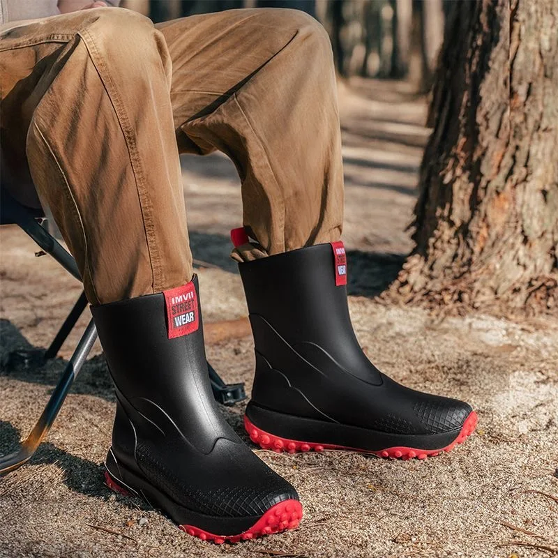 Men's high-quality rain boots, featuring a workwear style, suitable for outdoor work, commuting, fishing, and kitchen use, with
Men's high-quality rain boots, featuring a workwear style, suitable for outdoor work, commuting, fishing, and kitchen use, with