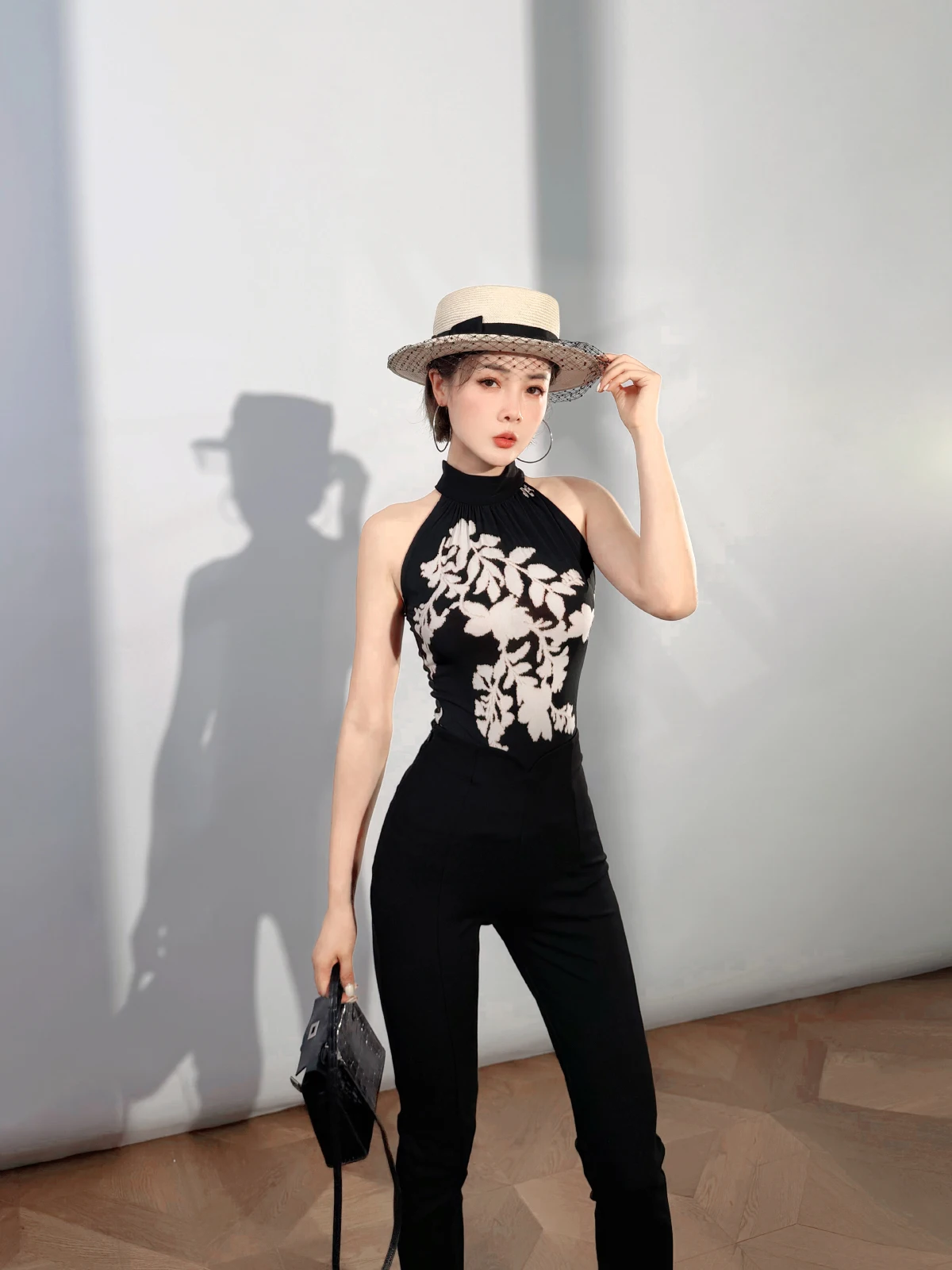 XULU Original Crystal Linen Print Sleeveless Neck Hanging Strap Vest 3D Waist Cinching Short Style Tube Top Women's T-shirt
XULU Original Crystal Linen Print Sleeveless Neck Hanging Strap Vest 3D Waist Cinching Short Style Tube Top Women's T-shirt
