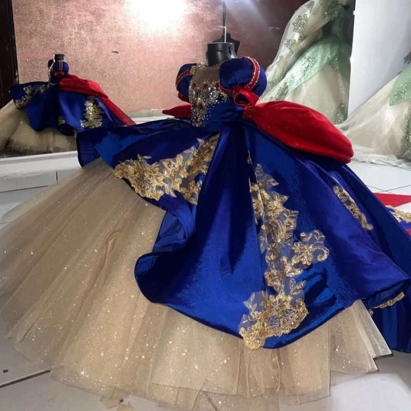 Blue Quinceanera Dress off-shoulder Golden Glitter Crystal Decal Long tail Big Bow vestidos de 15 Quinceanera Customize
Blue Quinceanera Dress off-shoulder Golden Glitter Crystal Decal Long tail Big Bow vestidos de 15 Quinceanera Customize