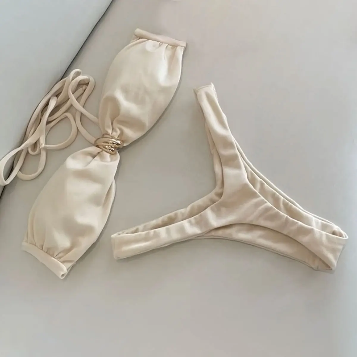 Solid Bikini Sexy Swimsuit Women 2026 Swimwear Bandeau Biquini Female Stripe Bodysuit High Cut Bathingsuit Beachwear Monokini
Solid Bikini Sexy Swimsuit Women 2026 Swimwear Bandeau Biquini Female Stripe Bodysuit High Cut Bathingsuit Beachwear Monokini