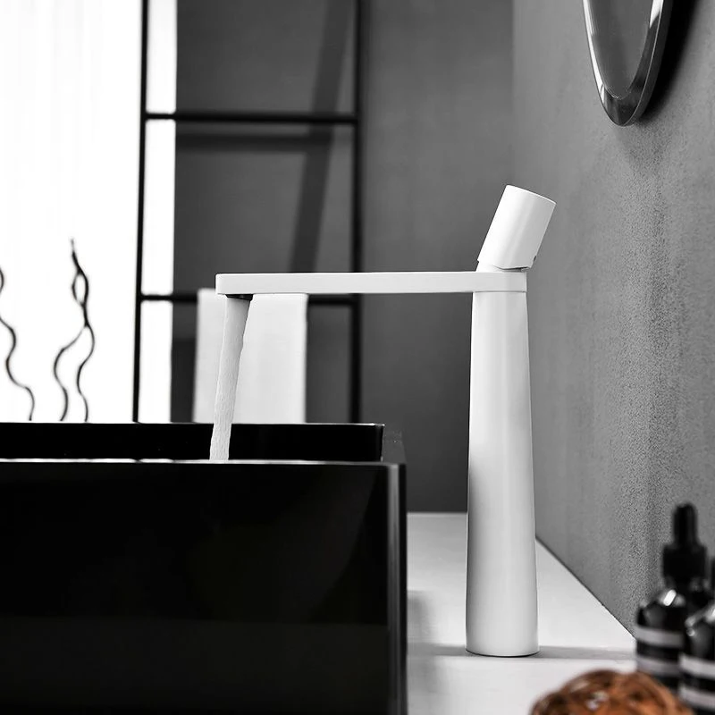 Faucet, personalized bathroom, wash hands and face basin, hot and cold
Faucet, personalized bathroom, wash hands and face basin, hot and cold
