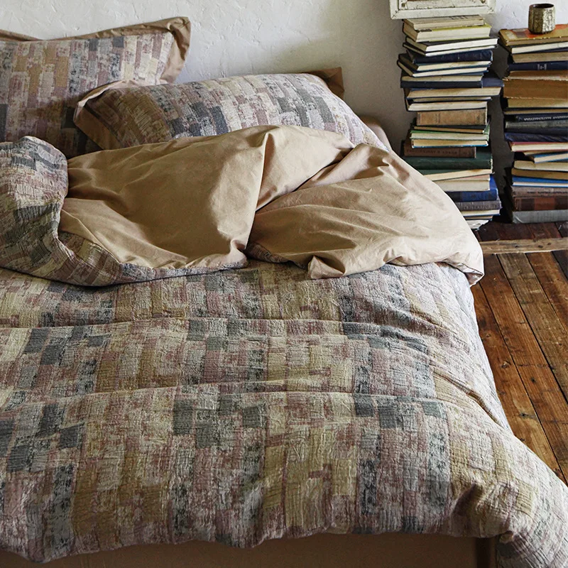 Digital Glitch Pattern Bedding Set 4-PCS/ 3PCS, Retro Pixel Stripe 100% Cotton Jacquard Duvet Cover, Soft & Skin-Friendly
Digital Glitch Pattern Bedding Set 4-PCS/ 3PCS, Retro Pixel Stripe 100% Cotton Jacquard Duvet Cover, Soft & Skin-Friendly
