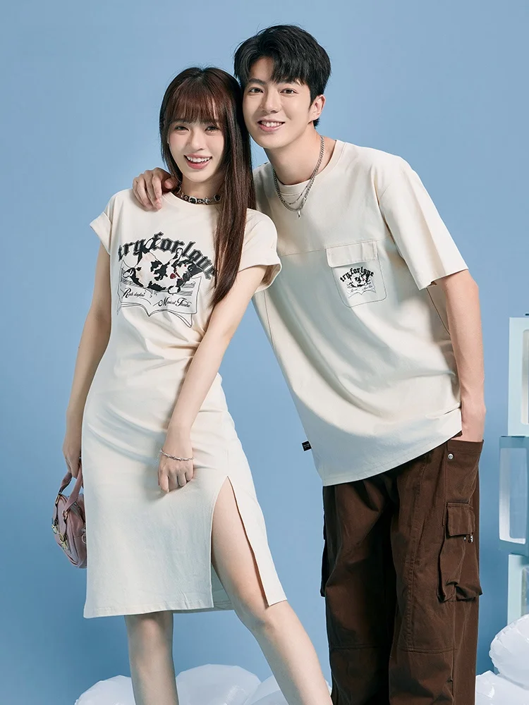 Tryforlove Couples Matching Short Sleeve T-Shirt Dress Split Design Summer New Arrival High Quality One Dress One Skirt Set
Tryforlove Couples Matching Short Sleeve T-Shirt Dress Split Design Summer New Arrival High Quality One Dress One Skirt Set