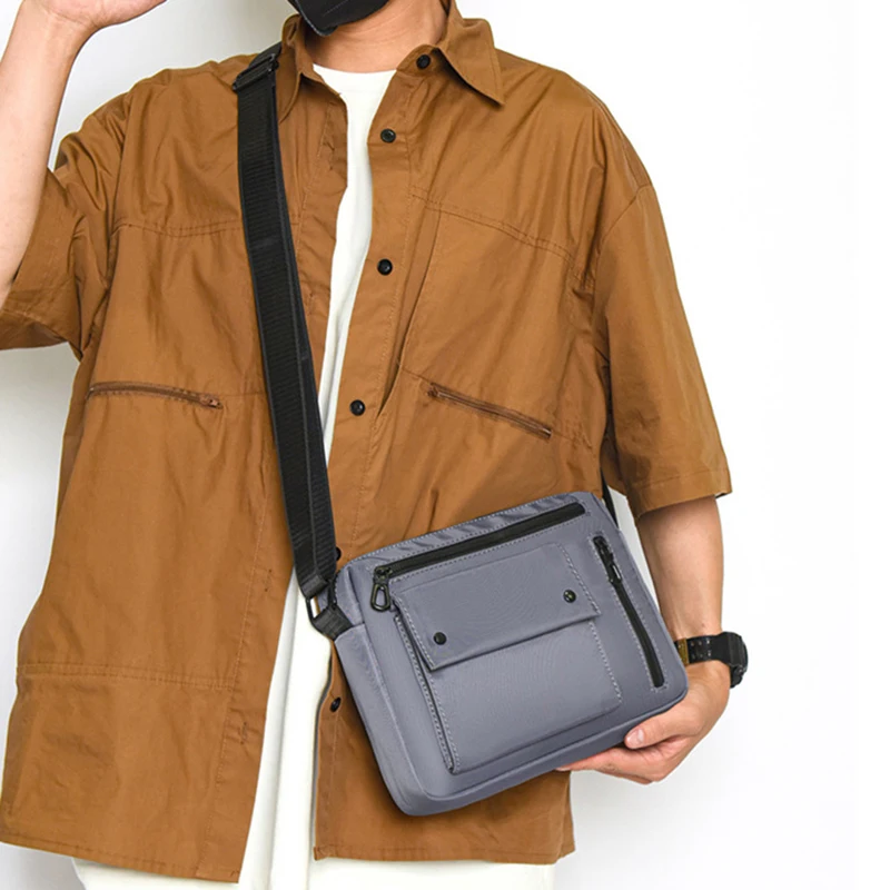 Men's Crossbody Bag Portable Casual Shoulder Packet Large Capacity Phone Wallet Versatile Travel Sport Handbags Simple Bags
Men's Crossbody Bag Portable Casual Shoulder Packet Large Capacity Phone Wallet Versatile Travel Sport Handbags Simple Bags