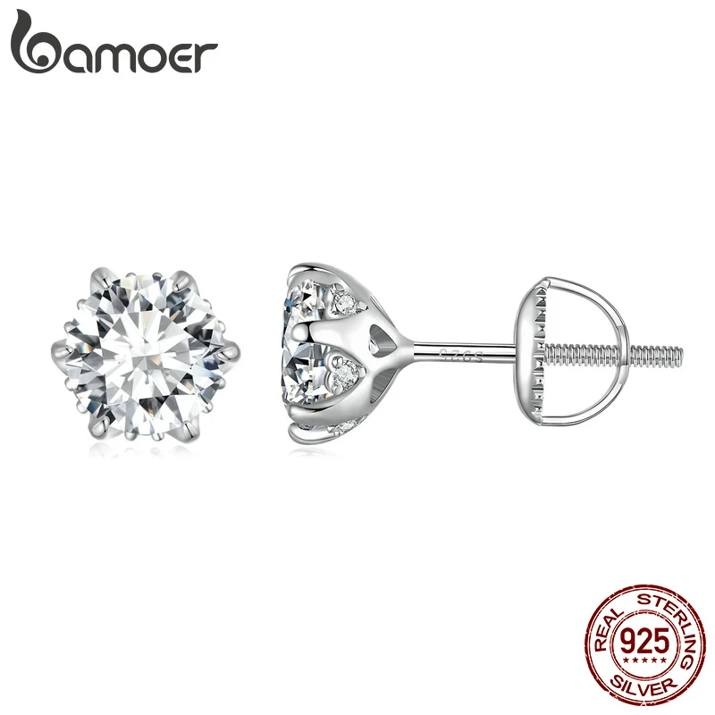 Женские серьги из стерлингового серебра 925 пробы Bamoer 1,0 CT Moissanite серьги-гвоздики в форме сердца Prong Lab
Женские серьги из стерлингового серебра 925 пробы Bamoer 1,0 CT Moissanite серьги-гвоздики в форме сердца Prong Lab
