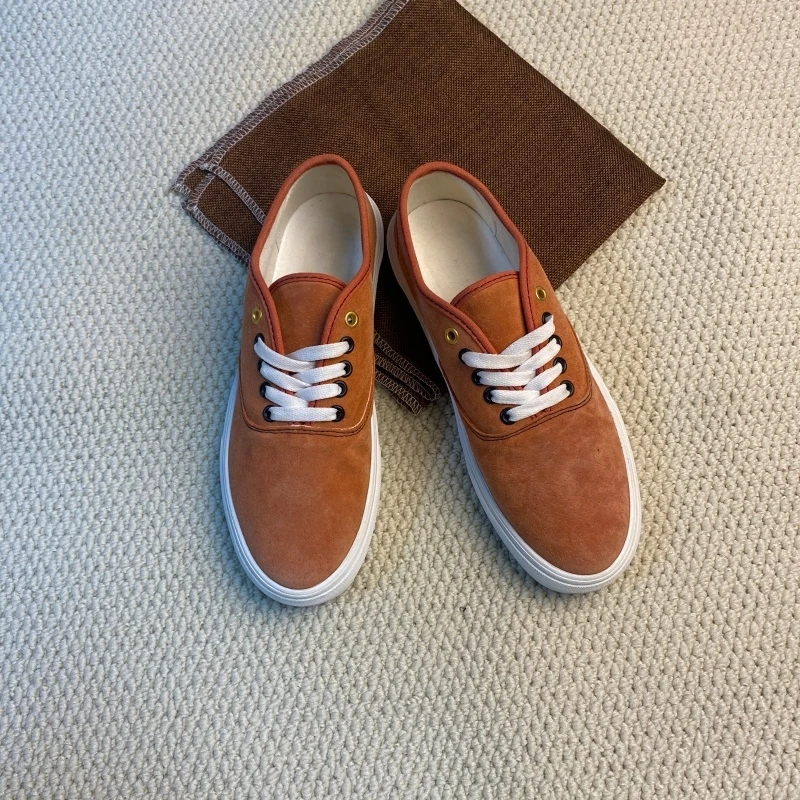 Breathable orange men's shoes, daily casual men's sports shoes, outdoor skateboarding shoes, men's shoes
Breathable orange men's shoes, daily casual men's sports shoes, outdoor skateboarding shoes, men's shoes