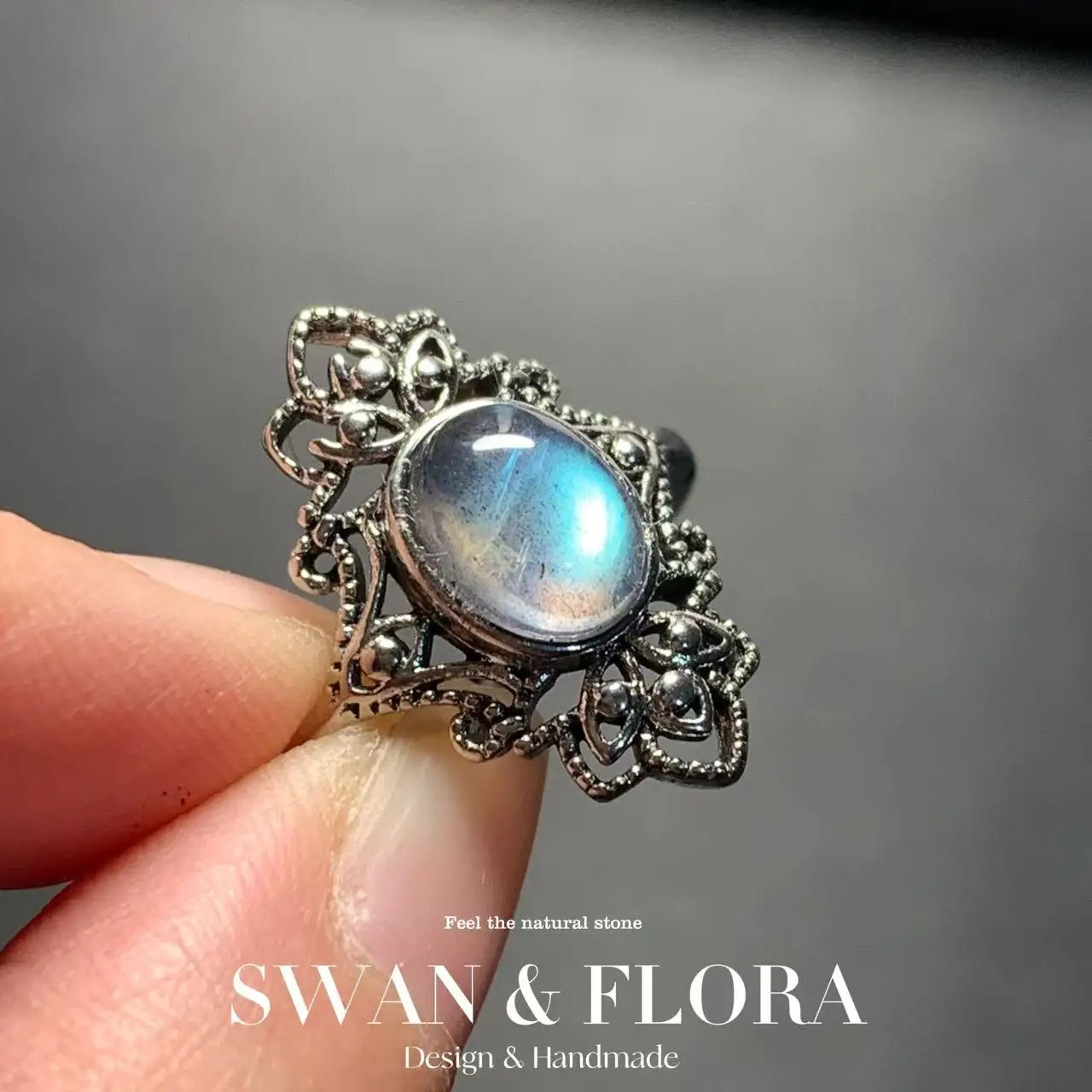 MM Natural Moonstone Ring Adjustable Female Ring Jewelry for Women Gift Wholesale High Quality Vintage Fine
MM Natural Moonstone Ring Adjustable Female Ring Jewelry for Women Gift Wholesale High Quality Vintage Fine
