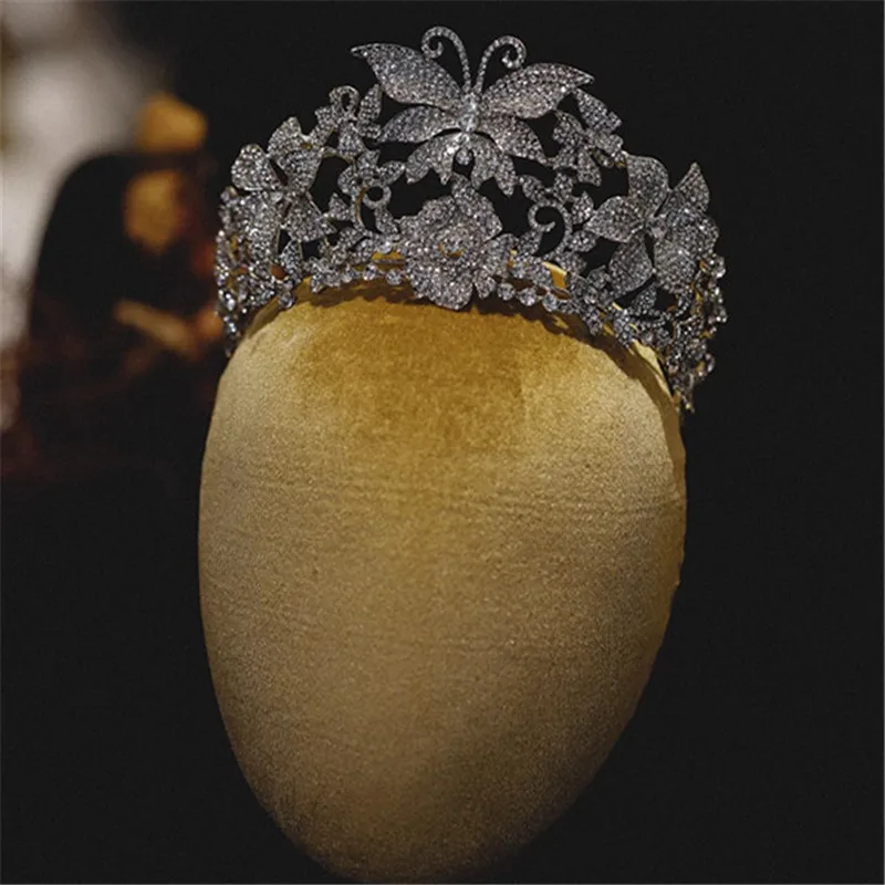 CC Big Butterfly Crowns for Wedding Women Accessory Engagement Hair Ornaments Bridal Headpiece Diadems Headband AN130
CC Big Butterfly Crowns for Wedding Women Accessory Engagement Hair Ornaments Bridal Headpiece Diadems Headband AN130