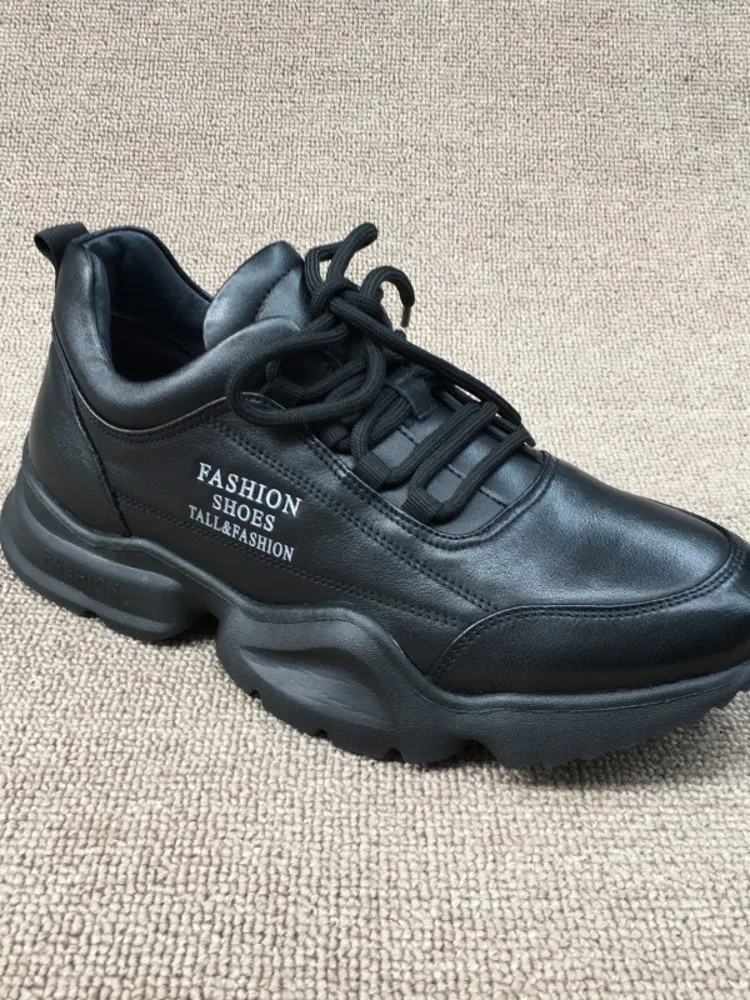 Men Geniune Leather Sport Shoes Lace Up Cushioning Outdoor Running Shoes Autumn Active Thick Platform Wear-resistant Sneakers
Men Geniune Leather Sport Shoes Lace Up Cushioning Outdoor Running Shoes Autumn Active Thick Platform Wear-resistant Sneakers