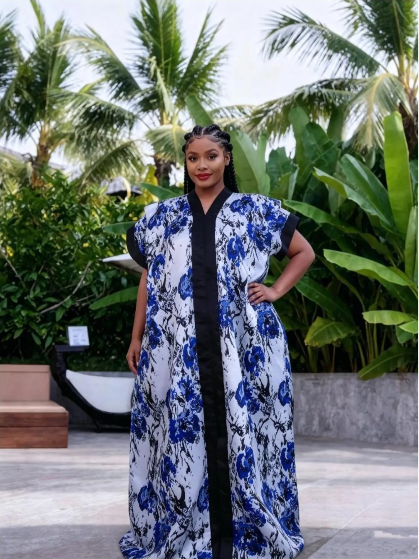 Plus Size Embroidered Middle Eastern Abaya with Scarf Elegant Traditional Long Dress for Women
Plus Size Embroidered Middle Eastern Abaya with Scarf Elegant Traditional Long Dress for Women