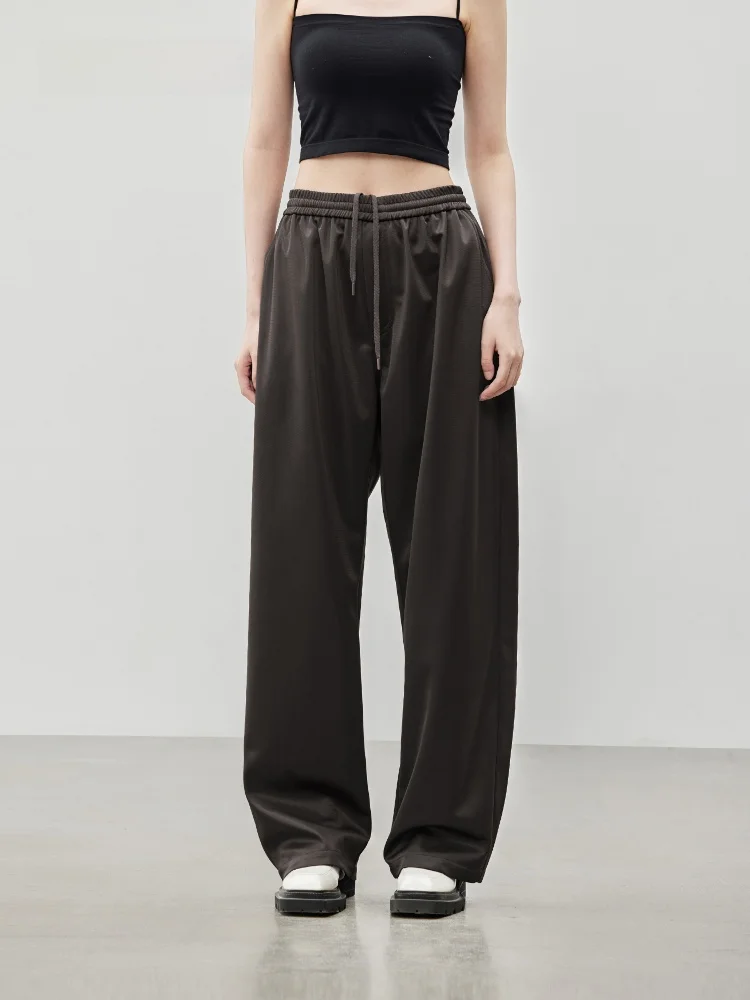 XMOOM Autumn New Style Bright Surface Composite Material Elastic Waist Rutabaga Shape Casual Pants Women's Fashion Premium Ca...
XMOOM Autumn New Style Bright Surface Composite Material Elastic Waist Rutabaga Shape Casual Pants Women's Fashion Premium Ca...