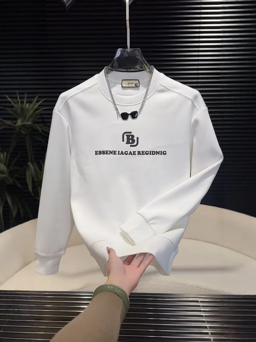 Модный свободный свитшот с круглым вырезом, повседневный универсальный топ с буквенным принтом в корейском стиле, мужской осенне-зимний топ, новинка
Модный свободный свитшот с круглым вырезом, повседневный универсальный топ с буквенным принтом в корейском стиле, мужской осенне-зимний топ, новинка