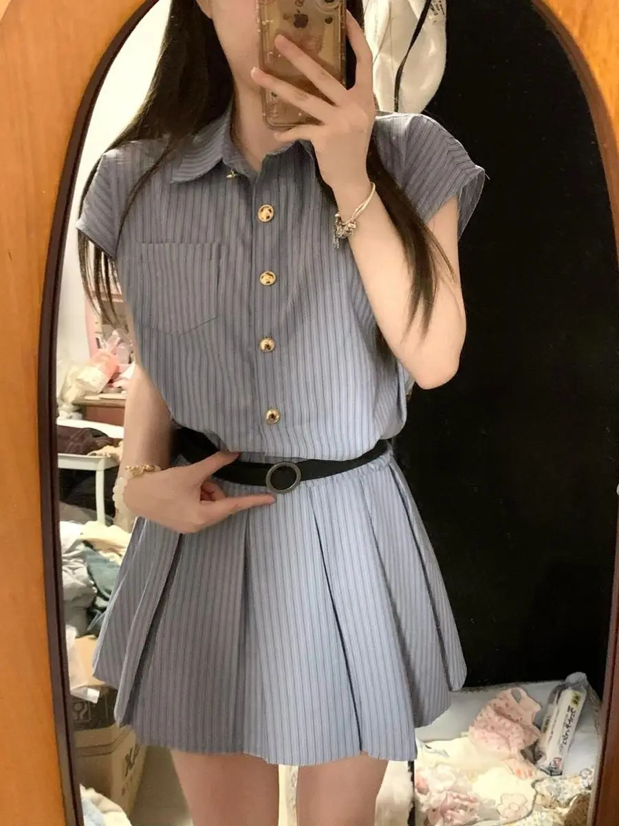 College Style Striped Short Sleeve Dress Waist Slimming Pleated Mini Skirt 2024 New Summer Dress Aesthetic Women Clothing
College Style Striped Short Sleeve Dress Waist Slimming Pleated Mini Skirt 2024 New Summer Dress Aesthetic Women Clothing