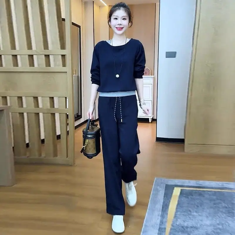 Повседневный модный женский костюм, осенняя одежда 2025, новый свитер с круглым вырезом и длинными рукавами, прямые спортивные штаны, комплект из двух предметов
Повседневный модный женский костюм, осенняя одежда 2025, новый свитер с круглым вырезом и длинными рукавами, прямые спортивные штаны, комплект из двух предметов