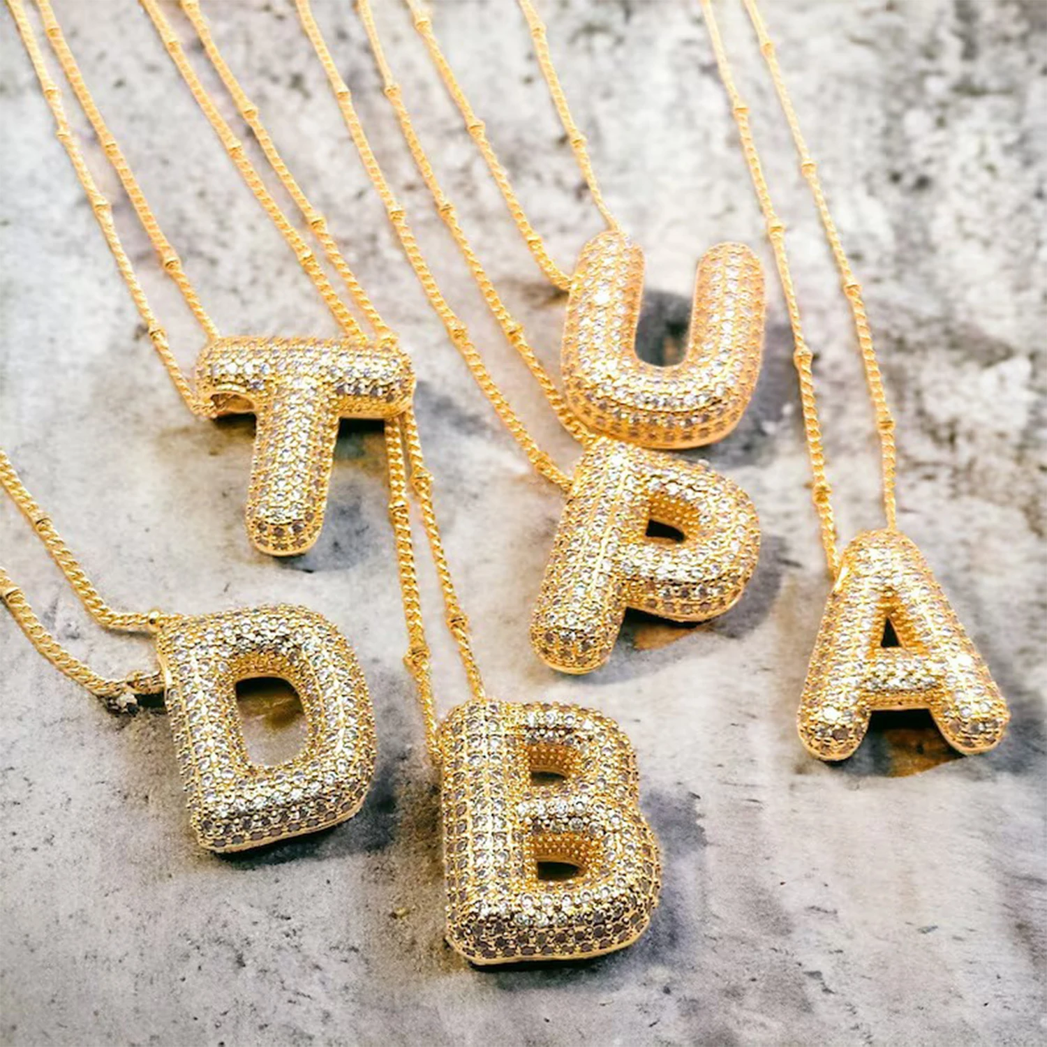 Personalized Jewelry Crystal Hip-hop Style Zirconia Pendant Gold Necklace Initials Name Necklace Mother's Day Gift
Personalized Jewelry Crystal Hip-hop Style Zirconia Pendant Gold Necklace Initials Name Necklace Mother's Day Gift