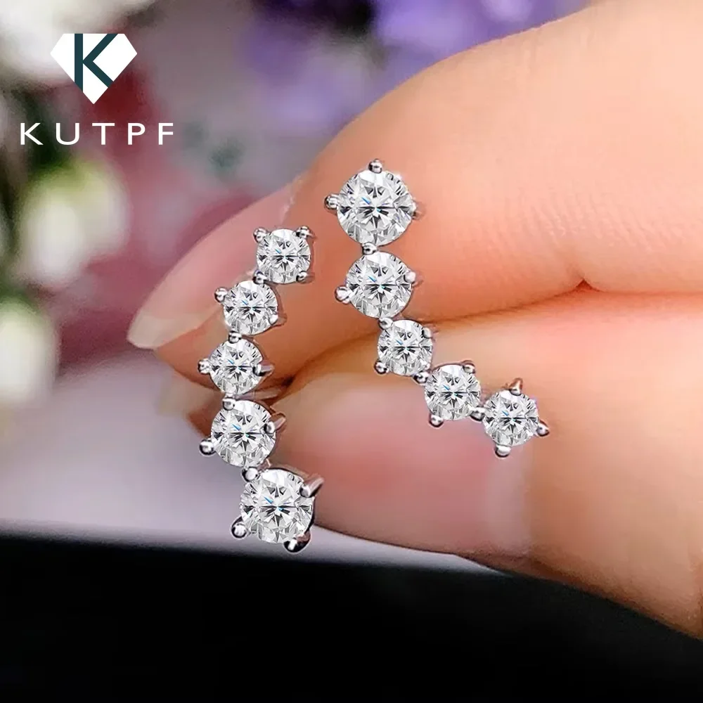 3/5-stone Smile Full Moissanite Diamond Stud Earring with Certificates 925 Sterling Silver Sparkling Diamond Earrings for Women
3/5-stone Smile Full Moissanite Diamond Stud Earring with Certificates 925 Sterling Silver Sparkling Diamond Earrings for Women