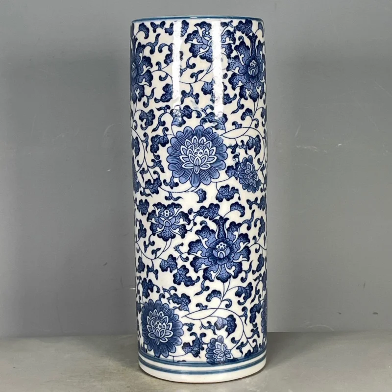 Crafts Miscellaneous Old Porcelain Made in Years of Qian Long Emperor of Qing Dynasty Blue and White Twine Flower Pattern Incens
Crafts Miscellaneous Old Porcelain Made in Years of Qian Long Emperor of Qing Dynasty Blue and White Twine Flower Pattern Incens