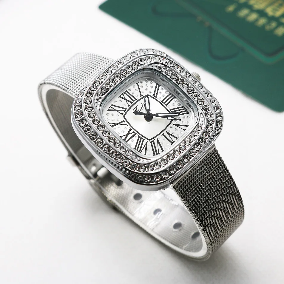 2026 Fashion Women Square Watch Diamond Roman Numerals Quartz Mesh Stainless Steel Band Luxury Wristwatch
2026 Fashion Women Square Watch Diamond Roman Numerals Quartz Mesh Stainless Steel Band Luxury Wristwatch