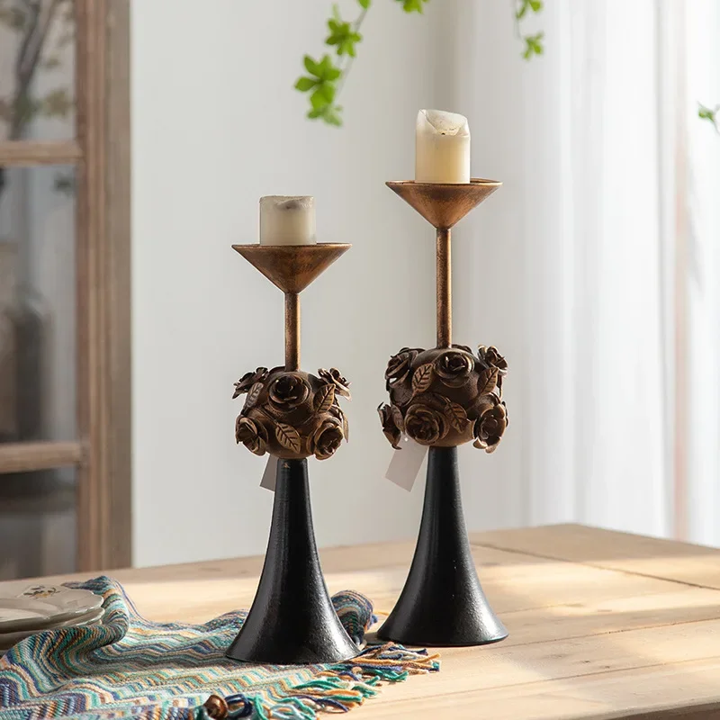 Hotel Restaurant Ambience Props, New Retro Style Shooting Ornaments, Metal Black Flowers Desktop Decorative Candlesticks
Hotel Restaurant Ambience Props, New Retro Style Shooting Ornaments, Metal Black Flowers Desktop Decorative Candlesticks