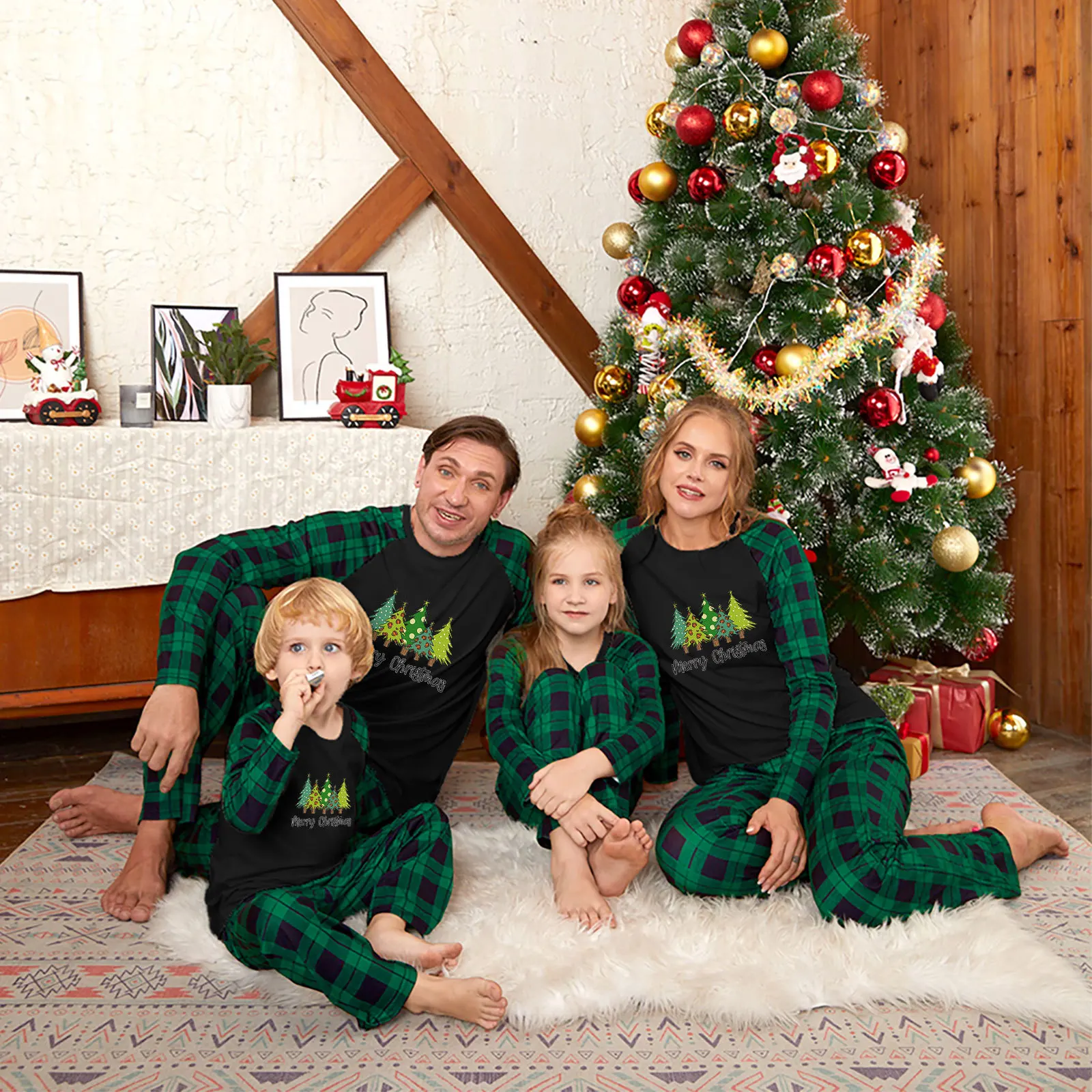 Autumn Winter Christmas Family Matching Outfits Mom Dad Kids Green Plaid Pajamas Set Long Sleeve Sleepwear Baby Romper Xmas Look
Autumn Winter Christmas Family Matching Outfits Mom Dad Kids Green Plaid Pajamas Set Long Sleeve Sleepwear Baby Romper Xmas Look