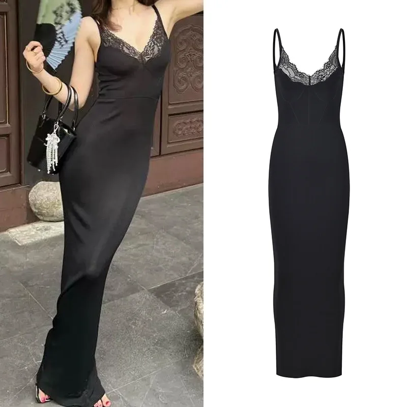 Лето 2025 г., классический черный кружевной утягивающий сексуальный облегающий костюм с длинными бретелями для поездок на работу, средняя талия, другой материал 00%
Лето 2025 г., классический черный кружевной утягивающий сексуальный облегающий костюм с длинными бретелями для поездок на работу, средняя талия, другой материал 00%