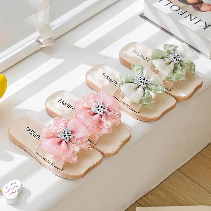 New Children Flat Flower Sandals Princess Bow Summer Slippers Kid Soft-soled Outdoor Sandals Girls Non-slip Slippers Comfortable
New Children Flat Flower Sandals Princess Bow Summer Slippers Kid Soft-soled Outdoor Sandals Girls Non-slip Slippers Comfortable