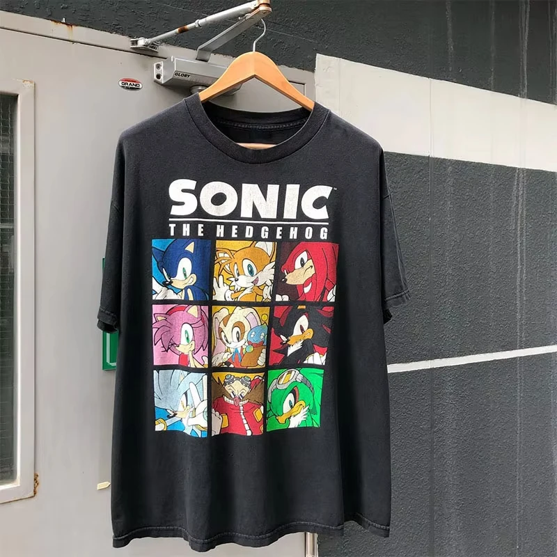 Классическая модная футболка в стиле ретро с короткими рукавами и принтом аниме, высококачественный топ с круглым вырезом, повседневный свободный топ унисекс
Классическая модная футболка в стиле ретро с короткими рукавами и принтом аниме, высококачественный топ с круглым вырезом, повседневный свободный топ унисекс