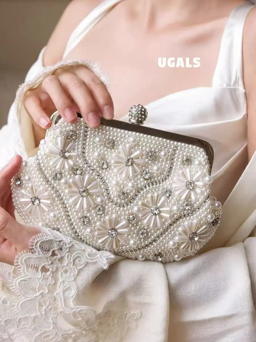 Glitter Diamond Rhinestones Evening Bag Beads Beaded Clutch Purse Luxury Women Handbag Wedding Party Banquet Bag Shoulder Bag
Glitter Diamond Rhinestones Evening Bag Beads Beaded Clutch Purse Luxury Women Handbag Wedding Party Banquet Bag Shoulder Bag