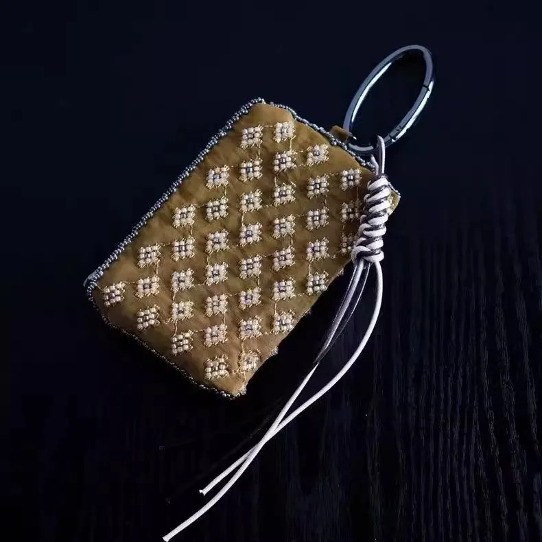 Beaded Pendant Mobile Phone Coin Purse Simple Large Style Rhombus Texture Functional Small Bag Popular Accessories Direct Supply
Beaded Pendant Mobile Phone Coin Purse Simple Large Style Rhombus Texture Functional Small Bag Popular Accessories Direct Supply