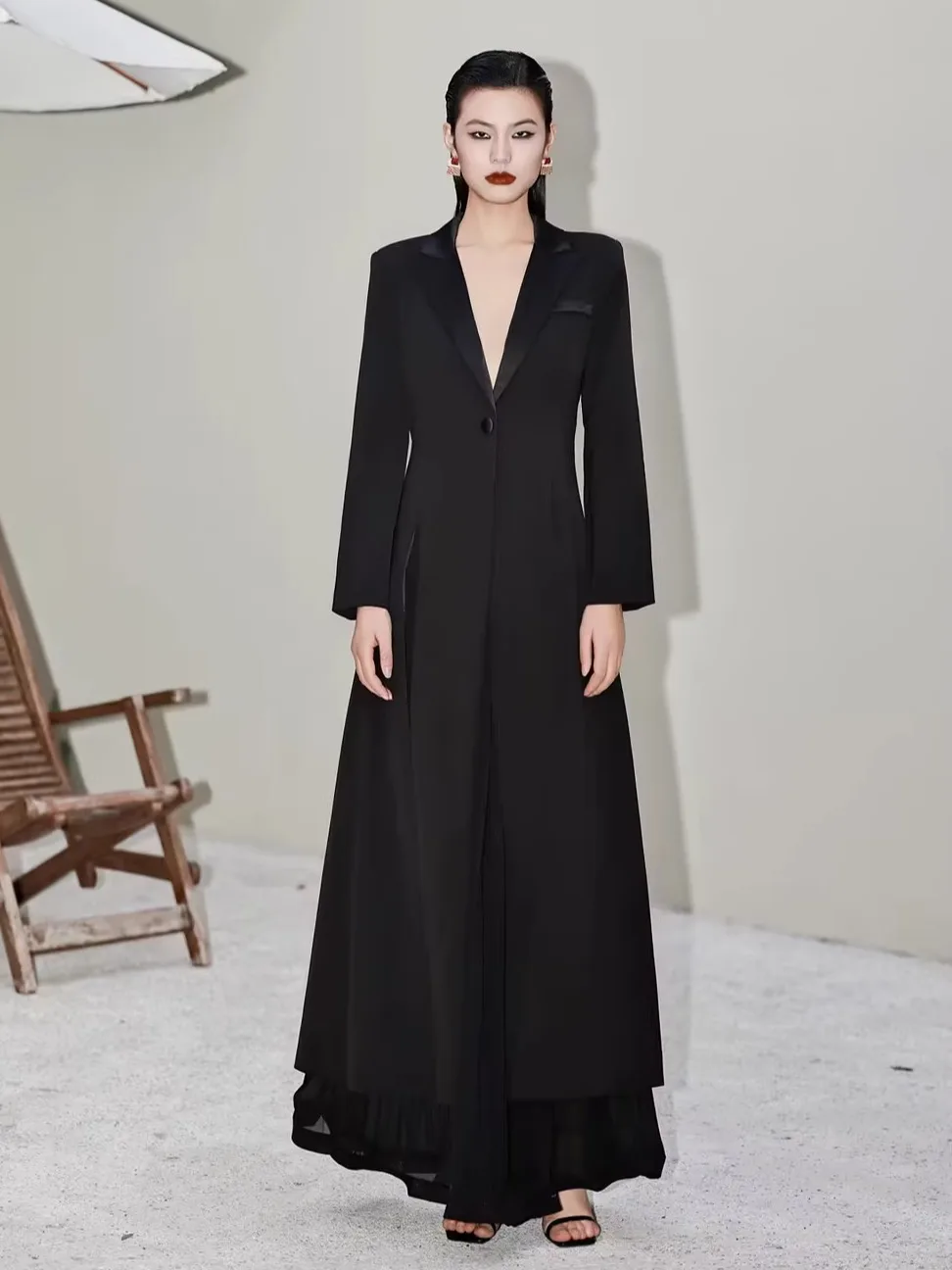 Ele Long Sve Костюм Воротник Пальто Асимметричный подол Дизайн Эффект похудения Высококачественный Sle Commute Faion Полиэфирное волокно
Ele Long Sve Костюм Воротник Пальто Асимметричный подол Дизайн Эффект похудения Высококачественный Sle Commute Faion Полиэфирное волокно