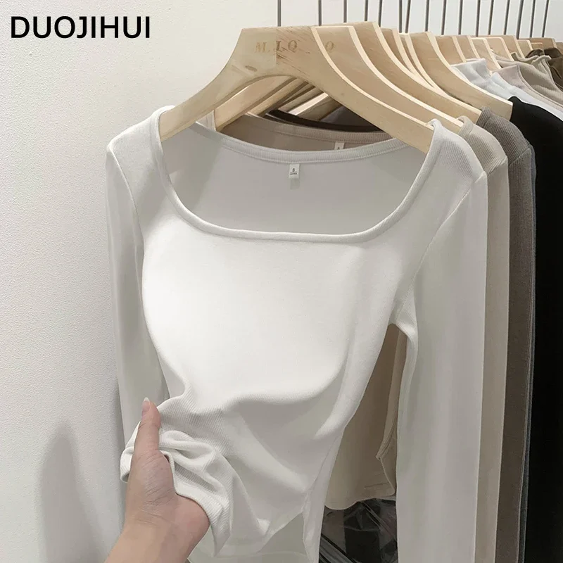 DUOJIHUI Autumn Sexy Chicly Neck Slim Female T-shirts Korean Basic Long Sleeves Simple Casual Solid Color Fashion Women T-shirts
DUOJIHUI Autumn Sexy Chicly Neck Slim Female T-shirts Korean Basic Long Sleeves Simple Casual Solid Color Fashion Women T-shirts