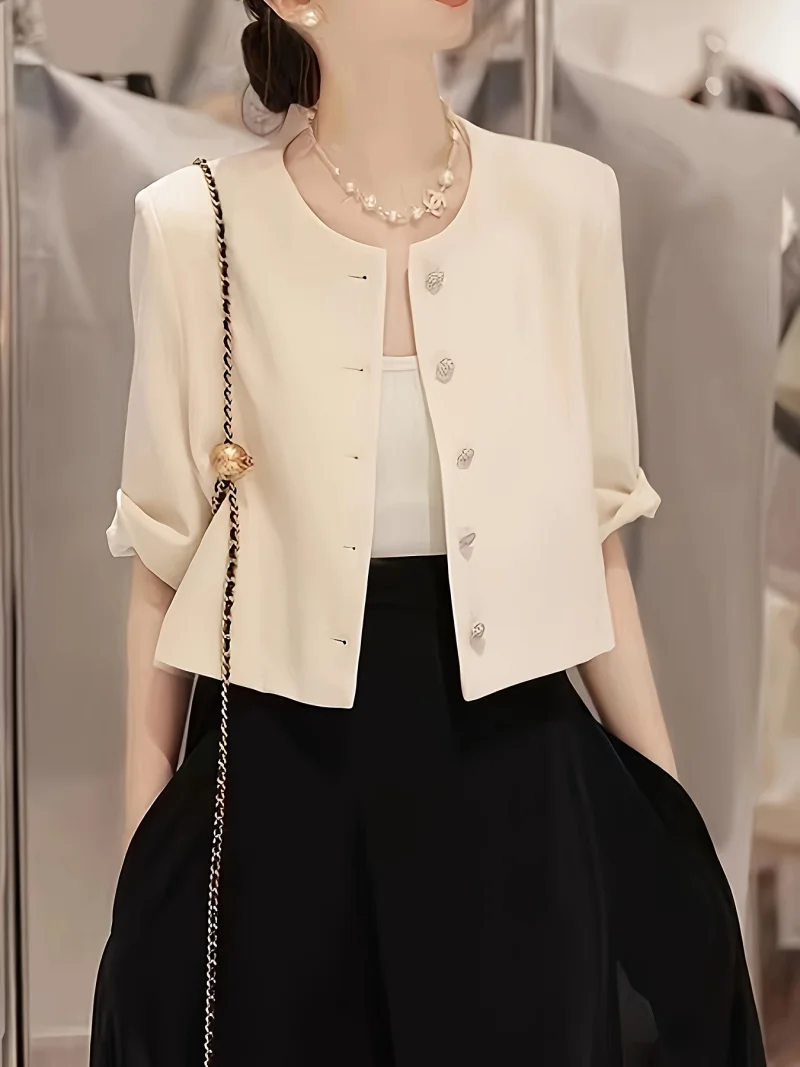 Fashion Small Suit Jacket Elegant Women's Short Sleeve Single Breasted Small Suit Simple Round Neck Casual Solid Color Coat New
Fashion Small Suit Jacket Elegant Women's Short Sleeve Single Breasted Small Suit Simple Round Neck Casual Solid Color Coat New