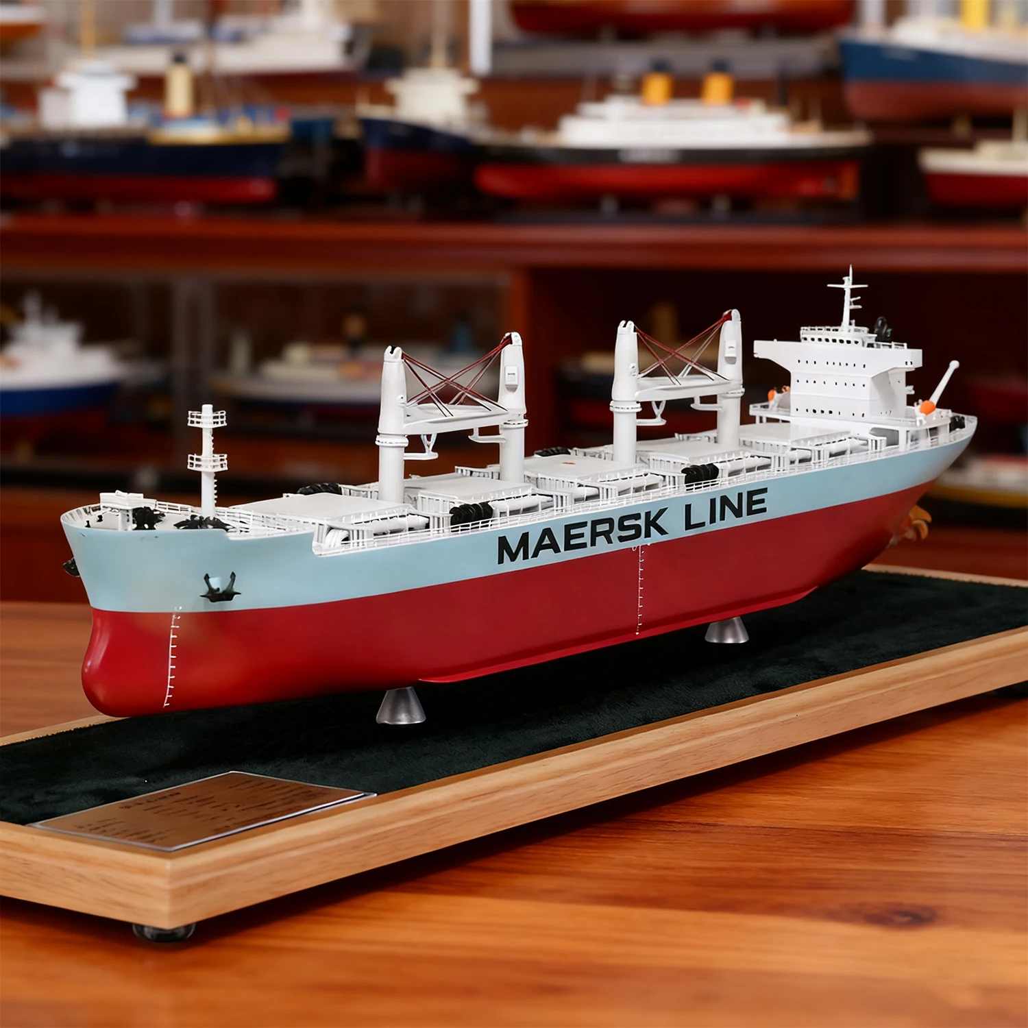 1/500 имитация масляного танка, модель 65 см, тщательно изготовленная изысканными деталями, корабли, статическая модель, корабль, игрушка, декоративная
1/500 имитация масляного танка, модель 65 см, тщательно изготовленная изысканными деталями, корабли, статическая модель, корабль, игрушка, декоративная