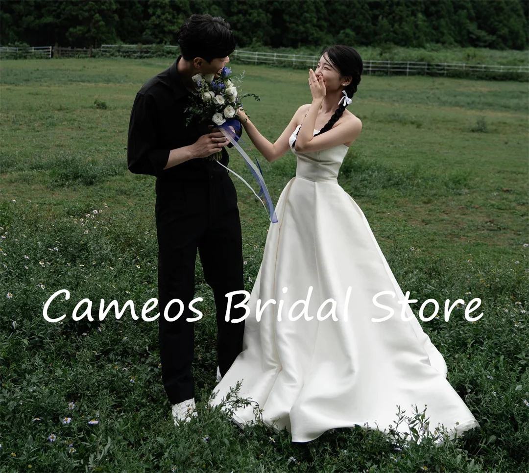 2023 Strapless Ivory Korea Bride Dresses Backless 웨딩드레스 Wedding Dress A-Line Matte Satin Evening Dress Ivory Bridal Gown
2023 Strapless Ivory Korea Bride Dresses Backless 웨딩드레스 Wedding Dress A-Line Matte Satin Evening Dress Ivory Bridal Gown