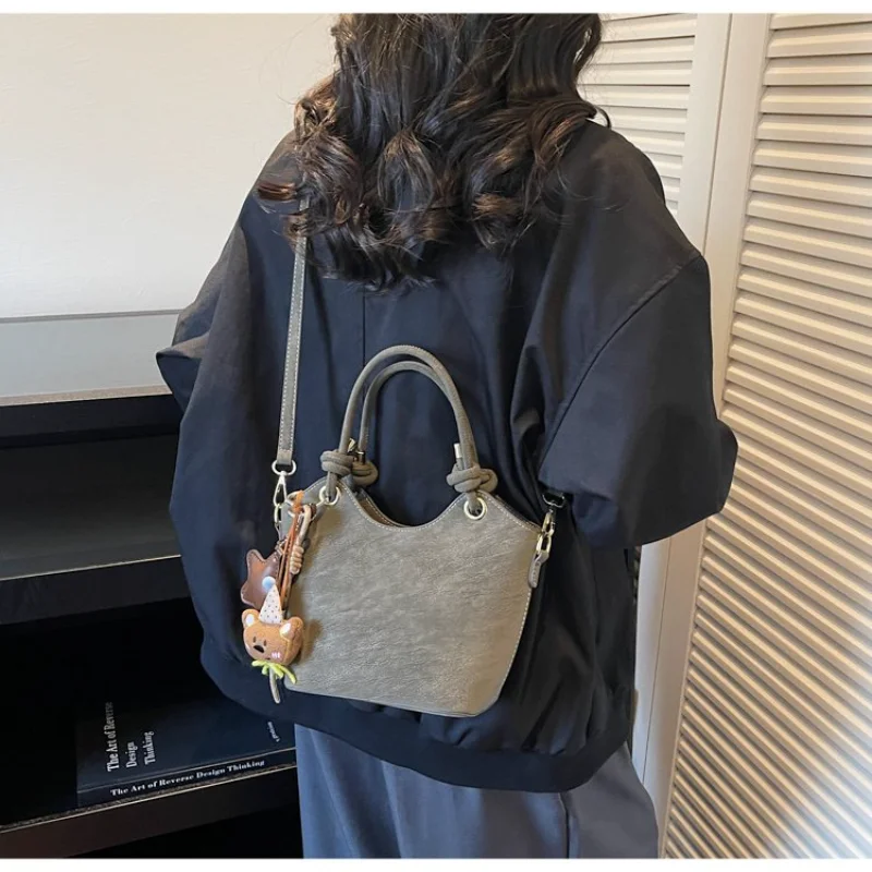 Women's Bucket Bag with Top Handle & Cute Charms Spacious for Daily Casual Office Streetwear Weekend Travel Errands & Daily Use
Women's Bucket Bag with Top Handle & Cute Charms Spacious for Daily Casual Office Streetwear Weekend Travel Errands & Daily Use