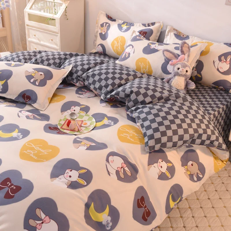 4-piece bedding set comforter set Soft and comfortable for be suited to four seasons Suitable for the room dormitory
4-piece bedding set comforter set Soft and comfortable for be suited to four seasons Suitable for the room dormitory