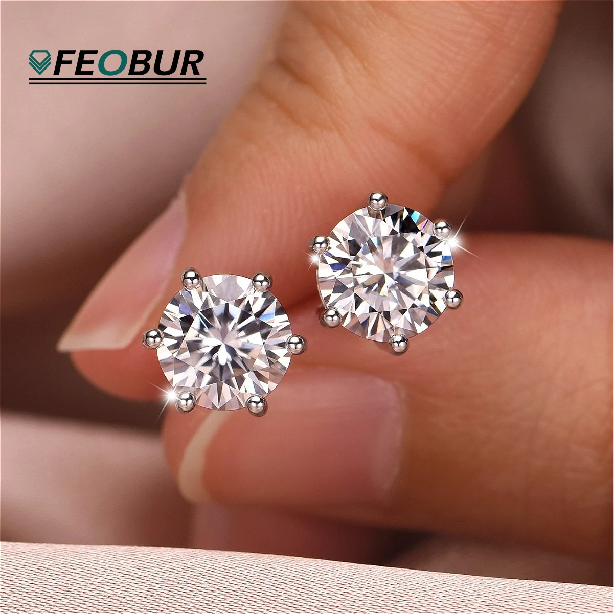 0.3-2CT D Color Moissanite Stud Earrings for Women Man Classic 925 Sterling Silver Brilliant Lab Created Diamond Studs Jewelry
0.3-2CT D Color Moissanite Stud Earrings for Women Man Classic 925 Sterling Silver Brilliant Lab Created Diamond Studs Jewelry