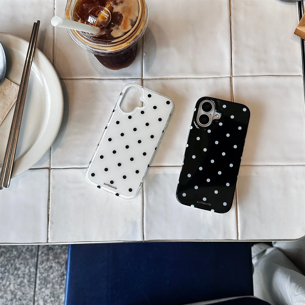 Creative Simple Full Screen Black White Wavelet Point Shockproof Protective Phone Cover Case for iPhone 16 15 14 13 Pro Max
Creative Simple Full Screen Black White Wavelet Point Shockproof Protective Phone Cover Case for iPhone 16 15 14 13 Pro Max