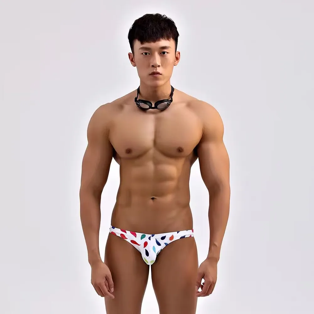2025 new design sexy man swim shorts white man briefs high quality man swim wear
2025 new design sexy man swim shorts white man briefs high quality man swim wear