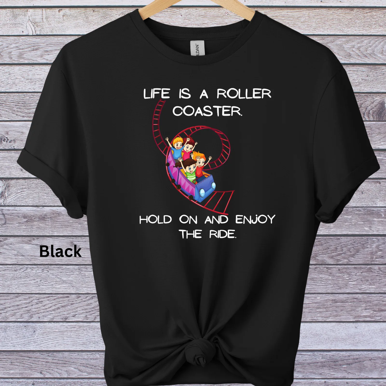 Футболка с графическим принтом унисекс, новинка, футболка с надписью «Life is a Rollercoaster Hold on»
Футболка с графическим принтом унисекс, новинка, футболка с надписью «Life is a Rollercoaster Hold on»
