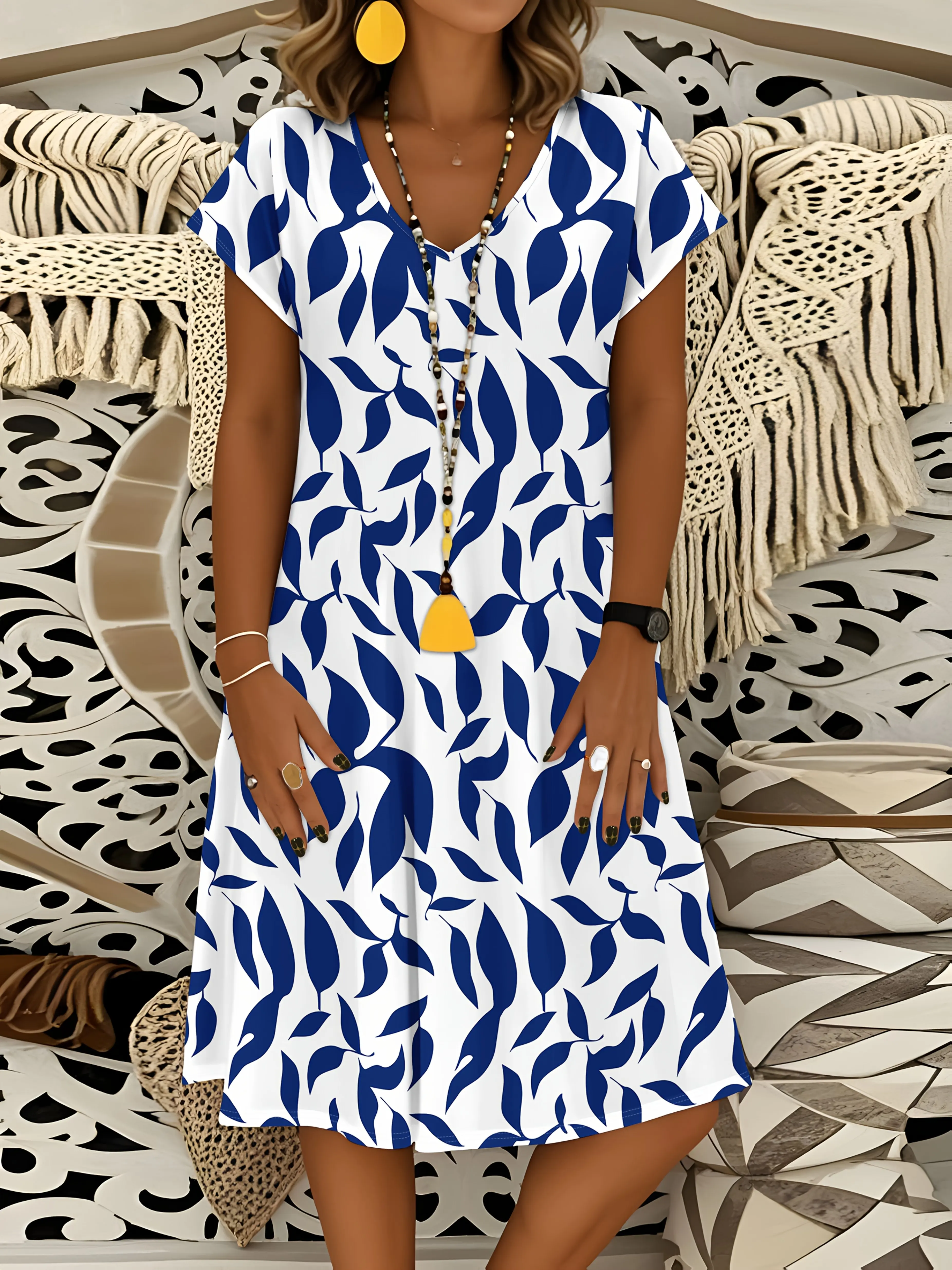 Casual A Line V Neck Short Sleeve Printed Dress for Women Blue Leaf Pattern on White Background Summer 2024 Fashion
Casual A Line V Neck Short Sleeve Printed Dress for Women Blue Leaf Pattern on White Background Summer 2024 Fashion