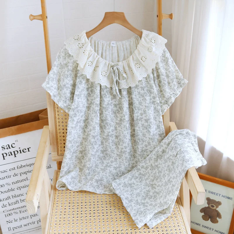 2pcs Women's Pajama Set Cute Casual Style 100% Double Layer Cotton Gauze Short Sleeve & Shorts Lightweight Loose Loungewear For
2pcs Women's Pajama Set Cute Casual Style 100% Double Layer Cotton Gauze Short Sleeve & Shorts Lightweight Loose Loungewear For