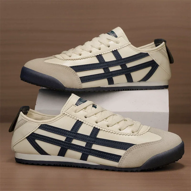 Fashion Mens Shoes Stripe Design Lace Up Soft Sole Light Casual Sneakers Outdoor Non-slip Walking Shoes
Fashion Mens Shoes Stripe Design Lace Up Soft Sole Light Casual Sneakers Outdoor Non-slip Walking Shoes