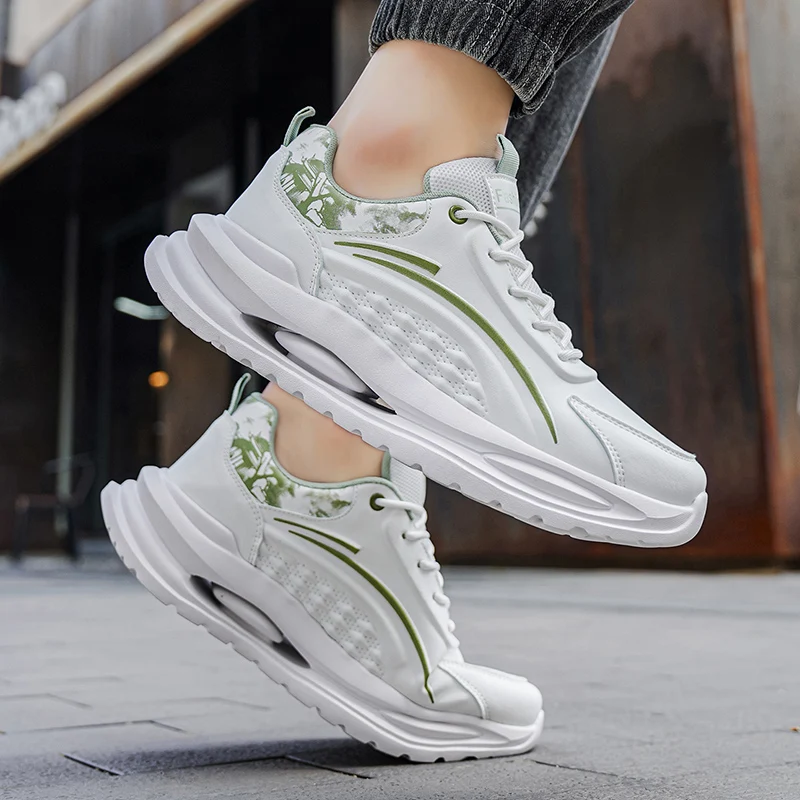 Men's casual lightweight sneakers Four seasons new breathable soft-sole outdoor racing running shoes student speed sports shoes
Men's casual lightweight sneakers Four seasons new breathable soft-sole outdoor racing running shoes student speed sports shoes